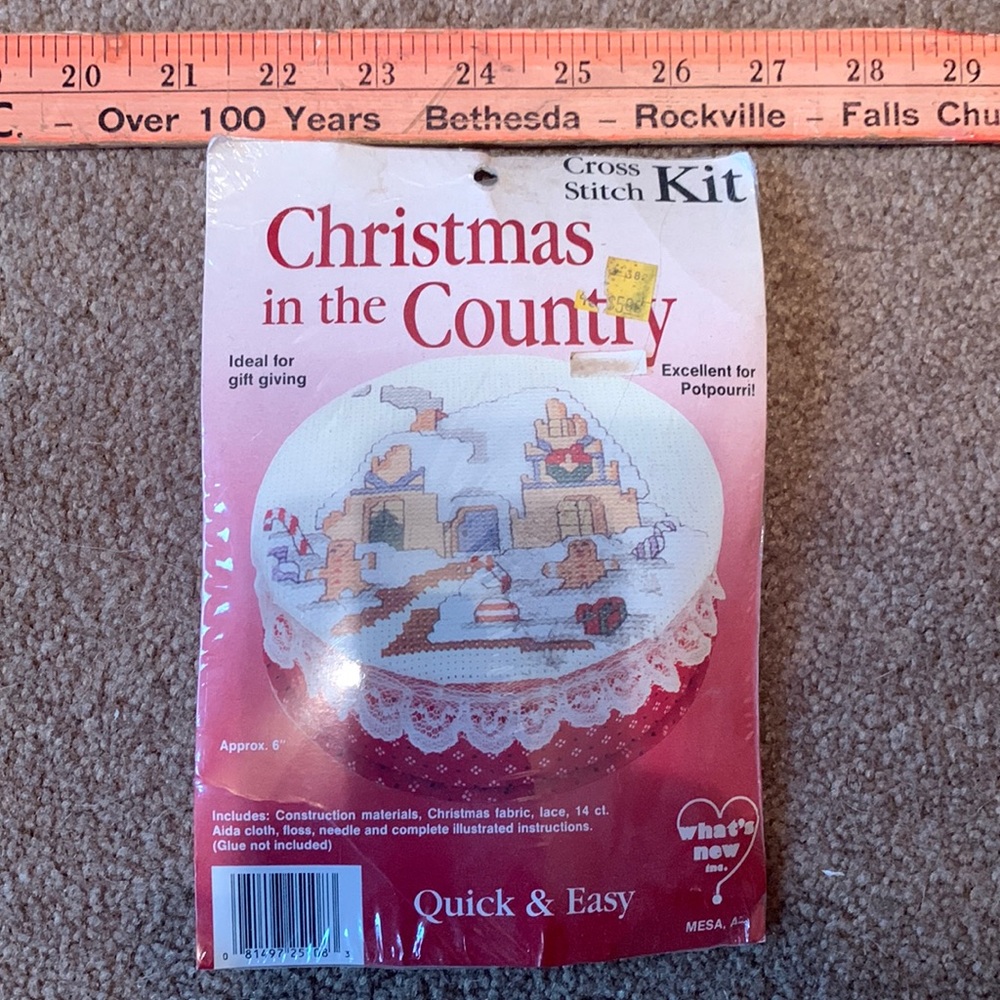 Cross Stitch Kit Christmas in the Country Gingerbread House 025108
